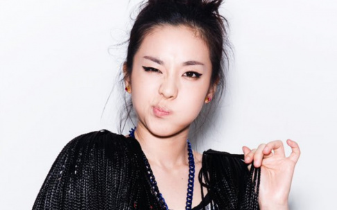 2NE1, Dara