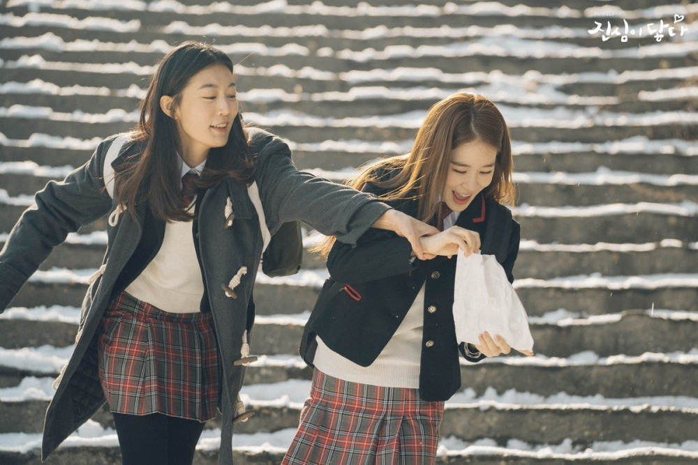 Когда возраст - не помеха: корейские знаменитости в возрасте от 20 до 30, сыгравшие школьников-подростков