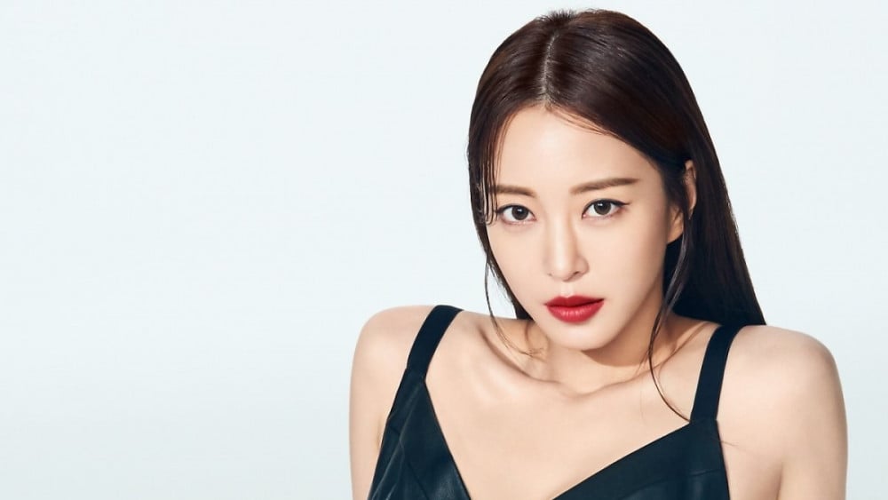 Han Ye Seul In Talks With New Agency Raises Suspicion About The