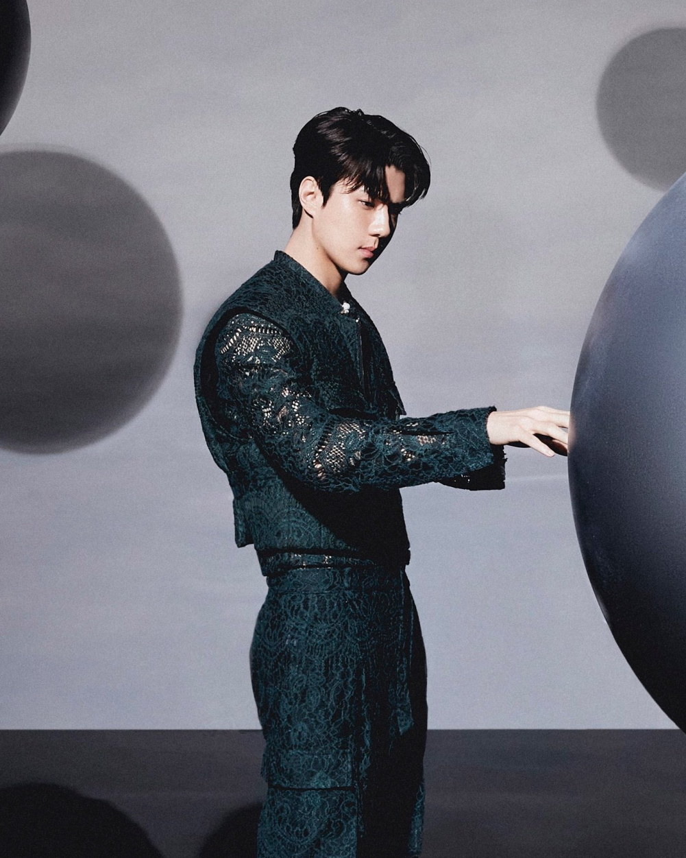 Exo S Sehun Trends With Nearly 2 Million Tweets Mentioning Him Following The Release Of His Stunning Teaser Photos Allkpop Exo S Sehun Trends With Nearly 2 Million Tweets Mentioning Him Following The Release Of His Stunning Teaser Photos Allkpop