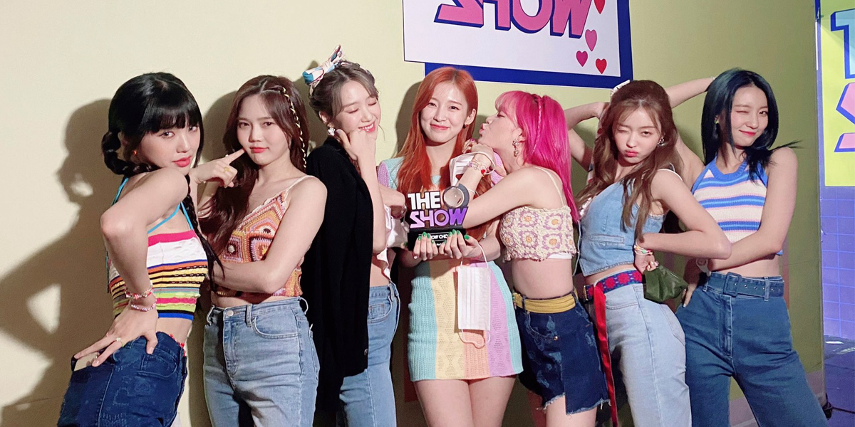 Oh My Girl take their second win on SBS MTV's 'The Show' with 'Dun Dun