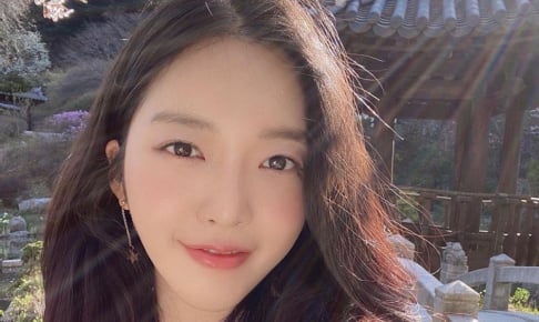 AOA, Seolhyun, Hyejeong, Dohwa (Chanmi), Yuna, 100%