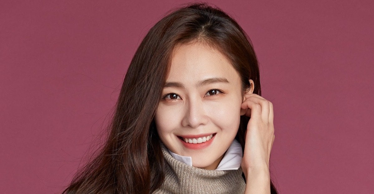 Actress Hong Soo Hyun's husband revealed to be a well-known ...