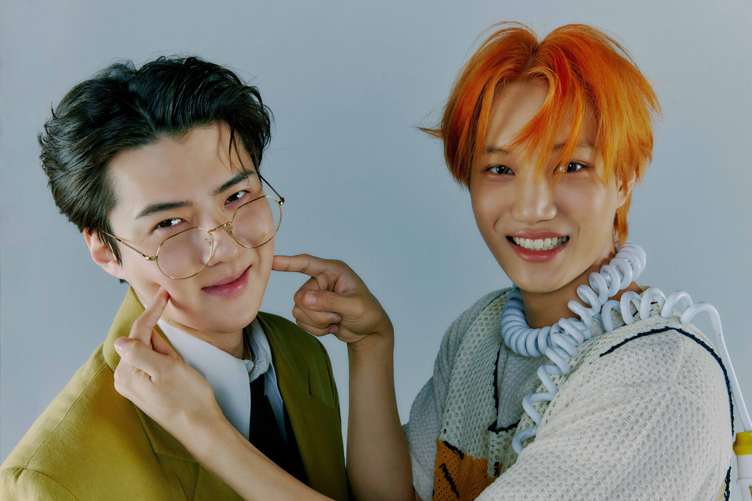 Exo S Kai And Sehun Take Photos Of Each Other In The New Set Of Teaser Photos For Don T Fight The Feeling Allkpop