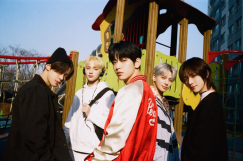 TXT, Yeonjun, Hueningkai, Soobin, Taehyun, Beomgyu