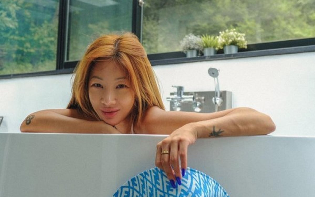 Rapper Jessi Stuns With Bare Face Bikini Pictures Flipboard 