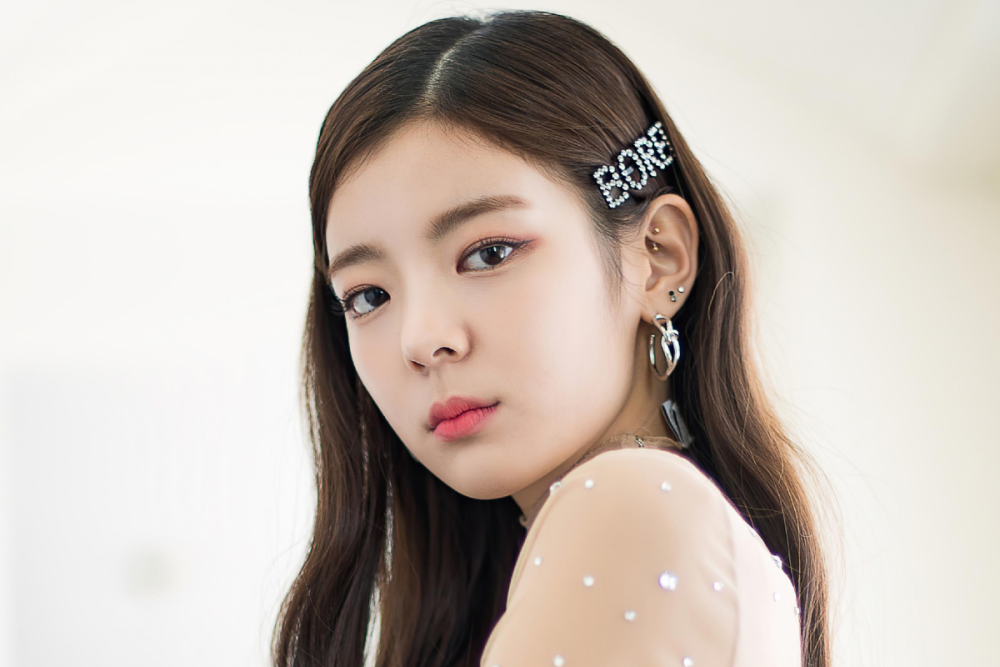 mengenal-profil-lia-member-girl-group-itzy