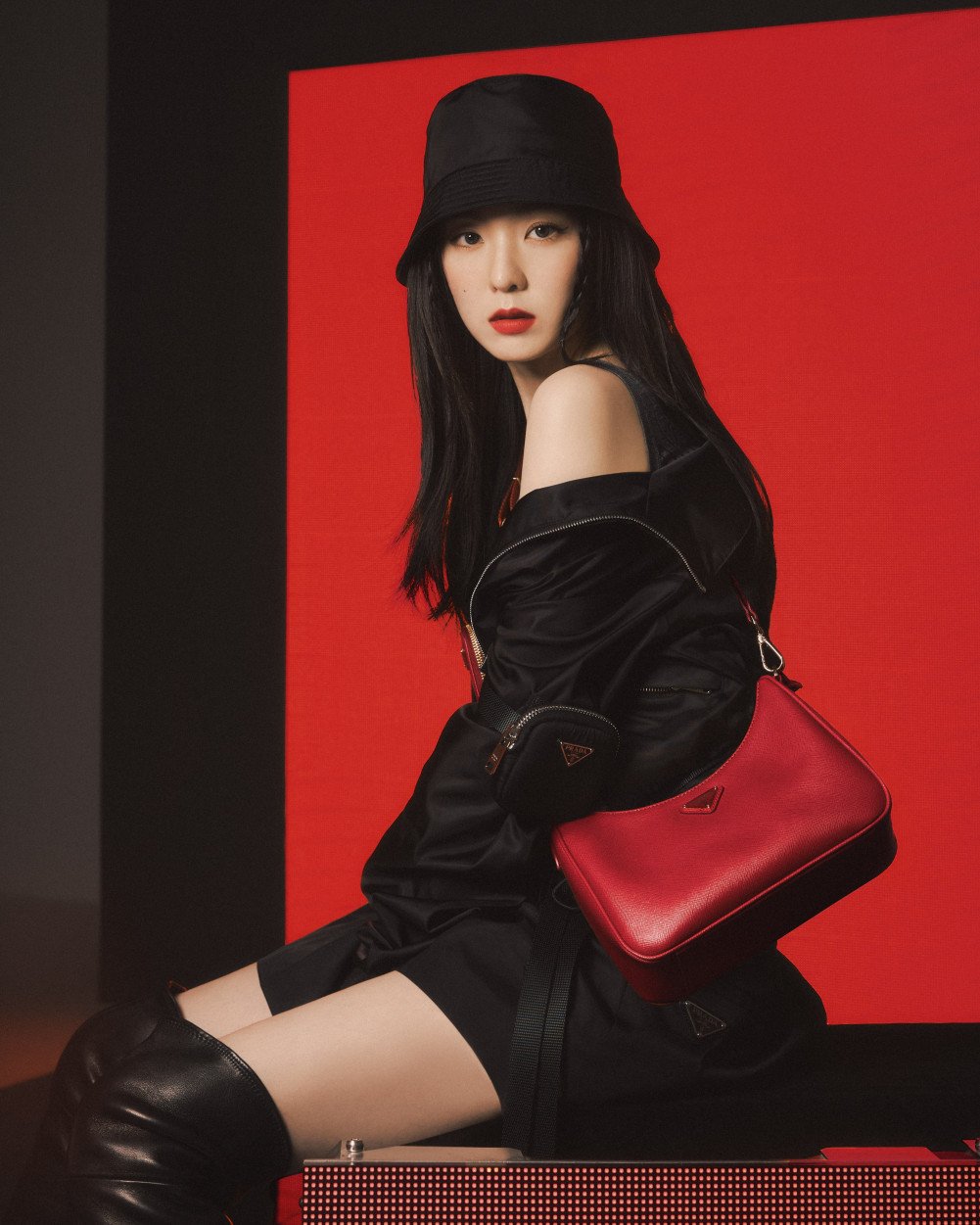 Moving's breakout star Han Hyo-joo's quiet luxury style: from bare make-up  to classic 'fits for Louis Vuitton and Tiffany & Co., the K-drama actress  and model is known for her minimalist fashion