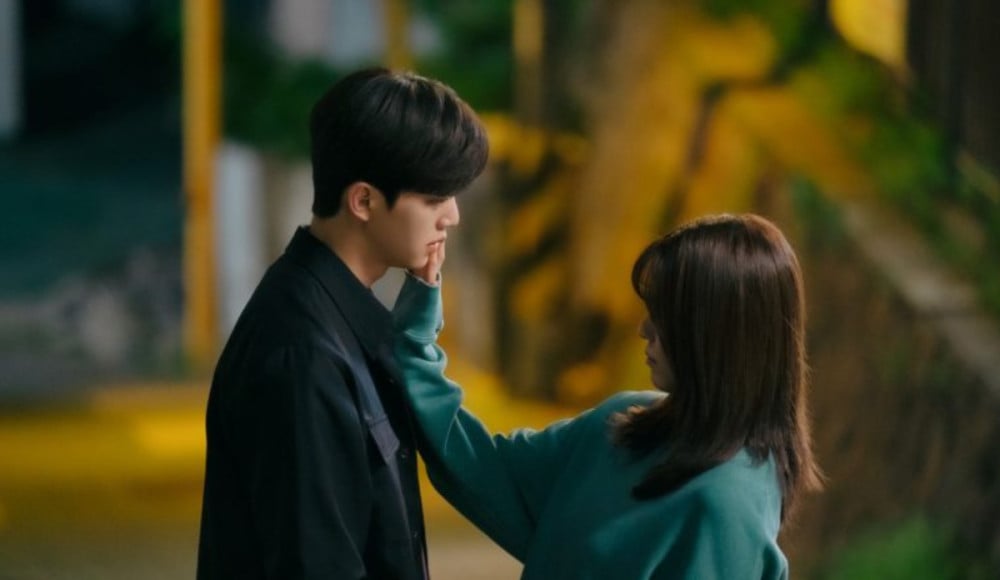 Spoiler Still Cuts Of The Upcoming Episode Of Nevertheless Raises Curiosity Police Cars Are Seen In Front Of Han So Hwee S House Allkpop