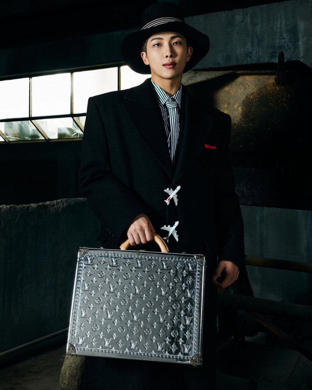BTS stuns everyone in pictorial for 'Louis Vuitton Fall/Winter 2021  collection