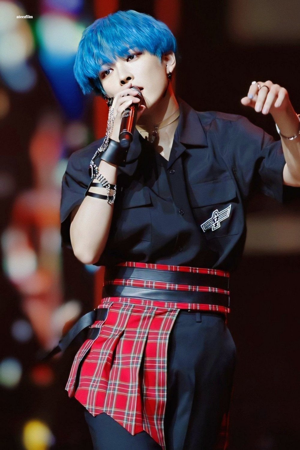 Male idols who can rock skirts