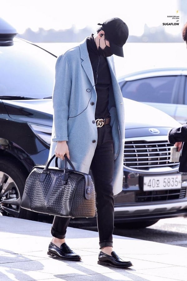 Yoongi Airport Style