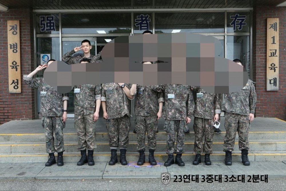 Military baekhyun EXO's Baekhyun
