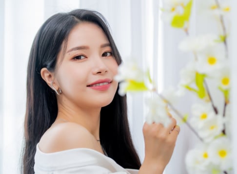 MAMAMOO, Solar