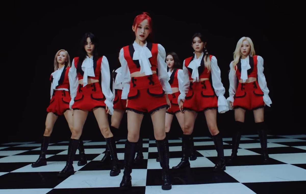 Dream Catcher returns with dance version MV for latest single 'BEcause