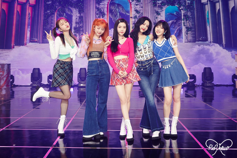 Red velvet on sale clothing kpop
