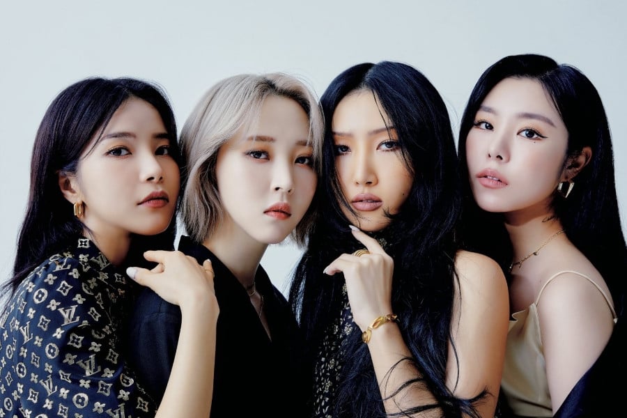 Vent et øjeblik Ruckus Hovedløse Top 5 Kpop Girl groups With The Highest First-Day Sales In Hanteo History |  allkpop