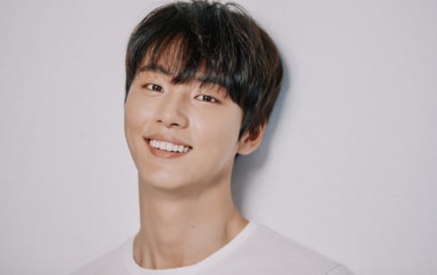 Yoon Si Yoon