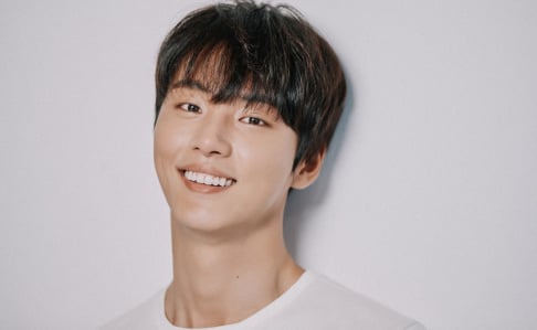 Yoon Si Yoon