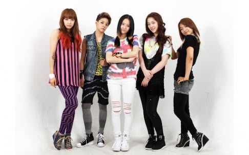f(x), Victoria, Sulli, Krystal, Amber, Luna
