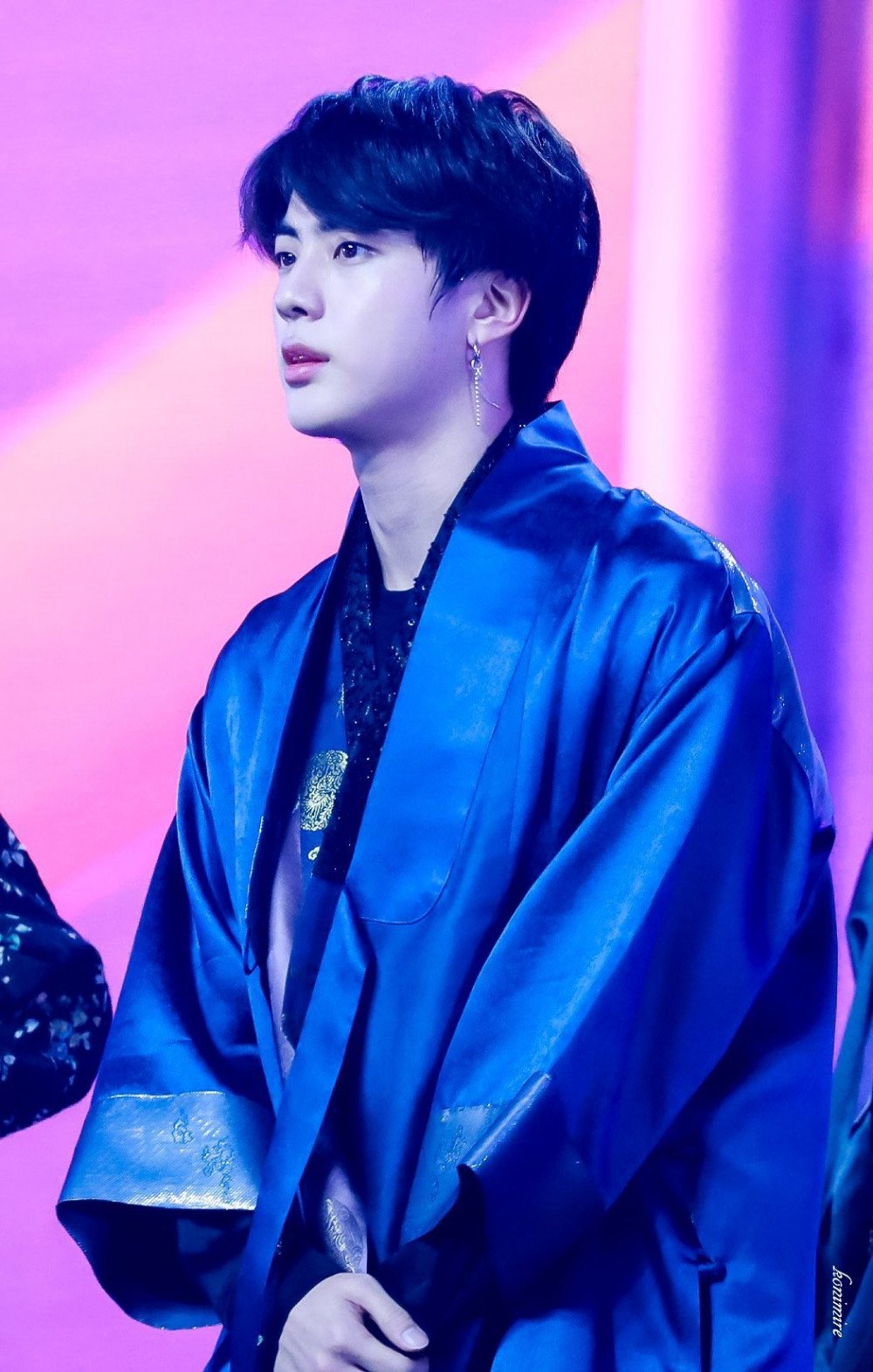 Korean netizens praise BTS Jin's for making any outfit look good