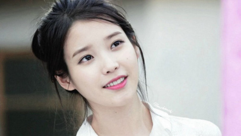 IU