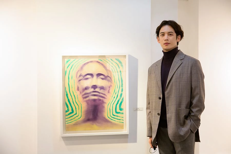 Актёр Пак Ки Ун стал лауреатом премии Newsis K-Expo 2021 в области изобразительного искусства