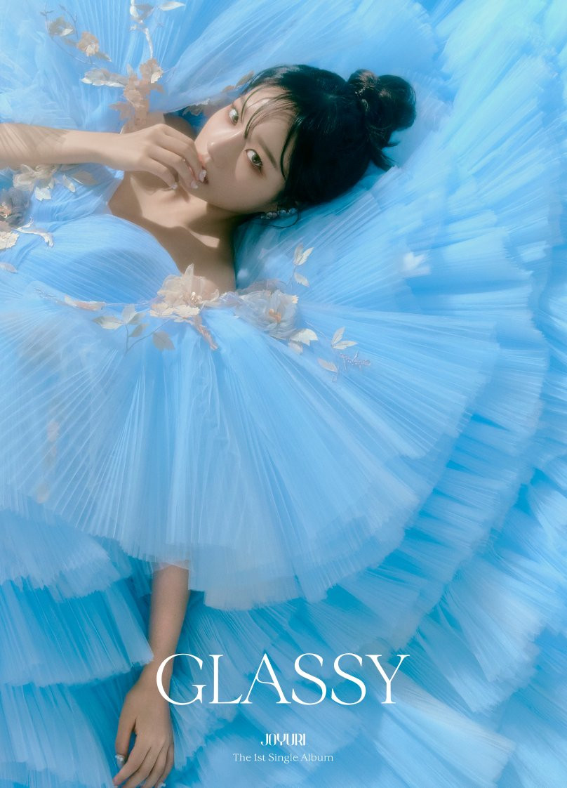 [Соло-дебют] Чо Юри альбом «Glassy»: музыкальный клип
