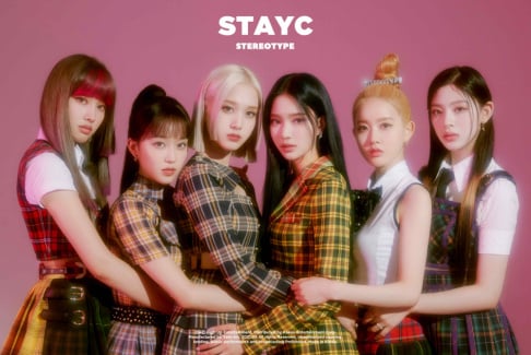 STAYC, Seeun, Sumin, J