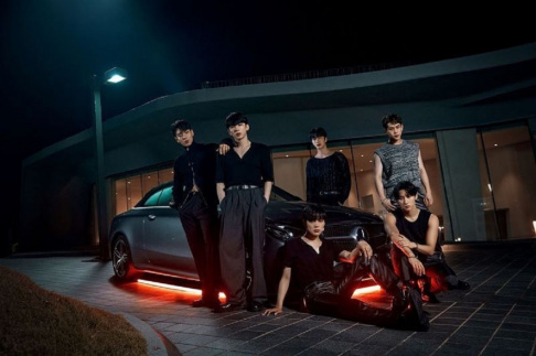 MONSTA X
