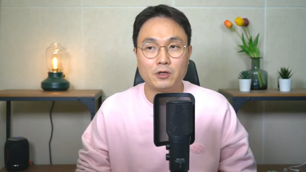 «Она привела в дом троих мужчин»: Новые подробности о бывшей девушке Ким Сон Хо