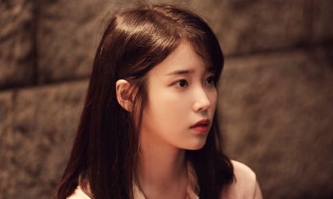 IU