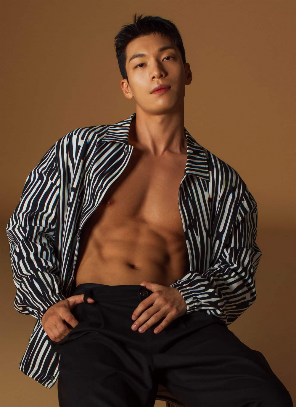 'Squid Game' actor Wi Ha Joon selected as one of the 25 sexiest men on ...