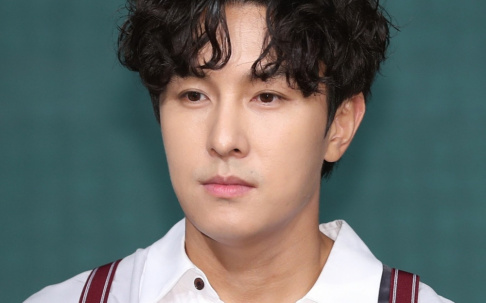 Shinhwa, Dongwan