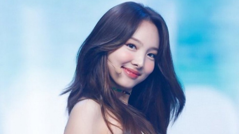 TWICE, Nayeon