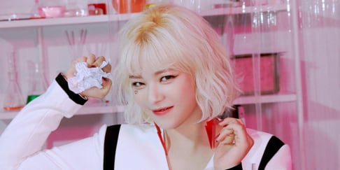 Gong Seung Yeon, TWICE, Jeongyeon