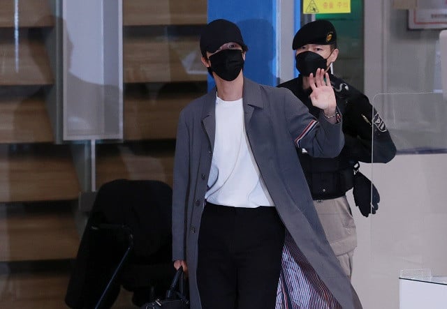 BTS' Suga spotted at Incheon International Airport