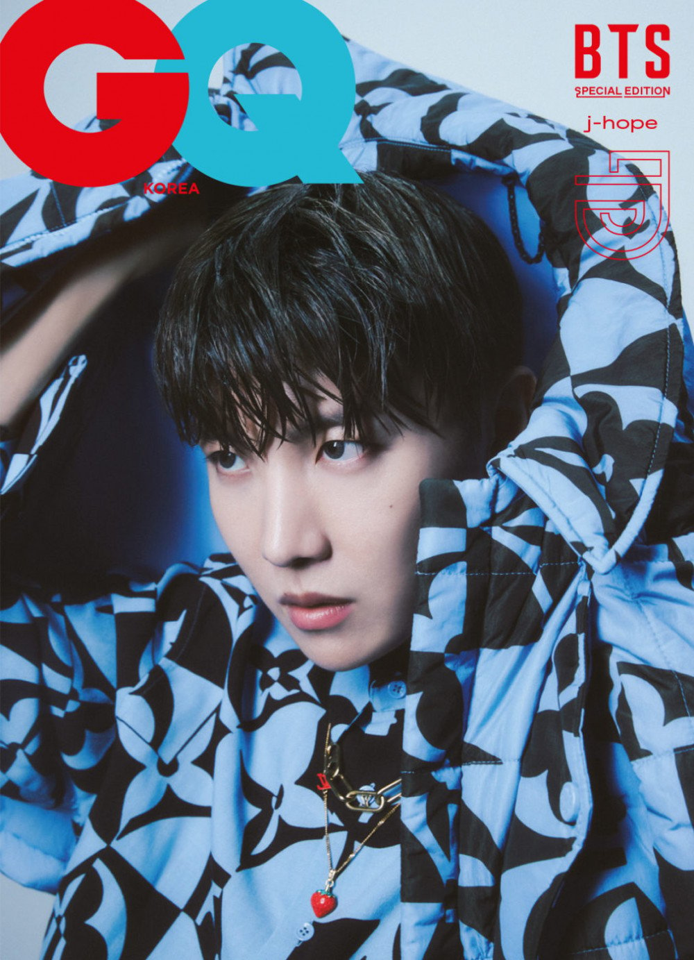 Louis Vuitton on X: #V in #LouisVuitton. The @bts_twt member and House  Ambassador is photographed for the January 2022 Special Editions of  @VogueKorea and @GQKorea in pieces from the #LVMenSS22 Collection by