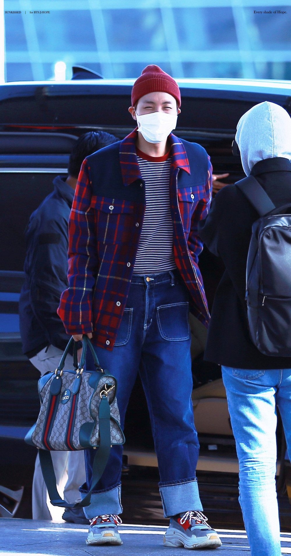 Jhope Airport fashion 2019 190209 - BTS-Jung Ho Seok