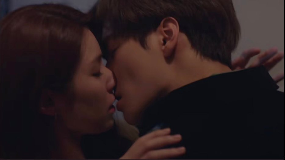 The Best Heart-Fluttering Kisses in K-Dramas