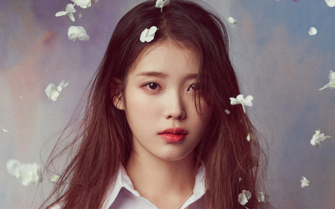 IU