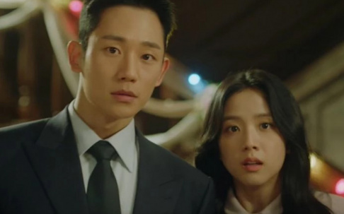 Jisoo, Jung Hae In