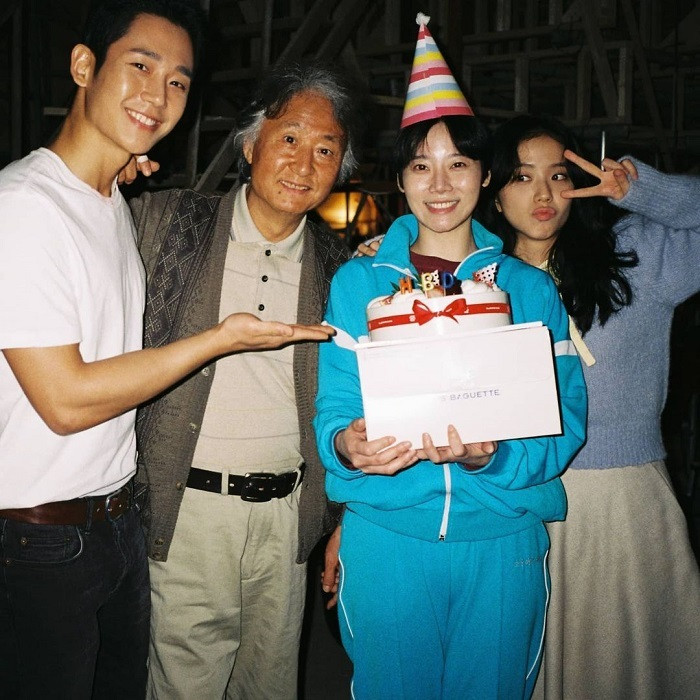Чон Хэ Ин поделился памятными фото с покойной актрисой Ким Ми Су