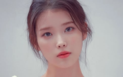 IU