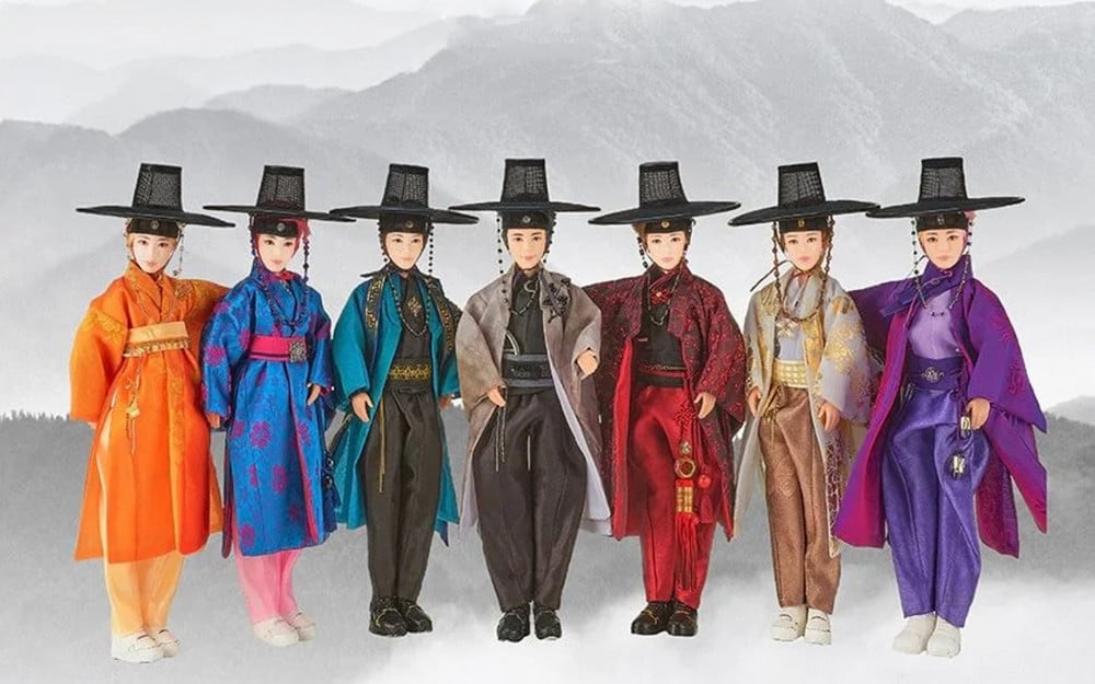 Куклы BTS, одетые в ханбоки, привлекли внимание нетизенов