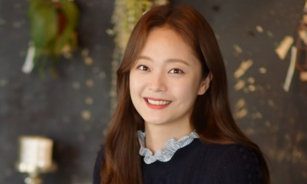 Jeon so min