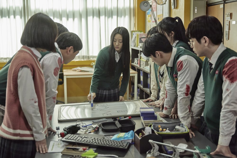 All of Us Are Dead, Hellbound and Taxi Driver set for season 2; Jang Na-ra,  Jang Hyuk reunite for Family – K-drama casting latest