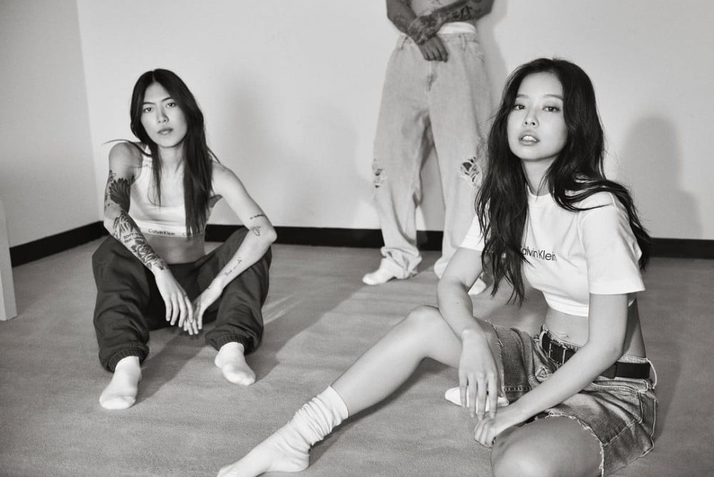 Дженни из BLACKPINK поделилась сексуальными кадрами с фотосессии Calvin Klein