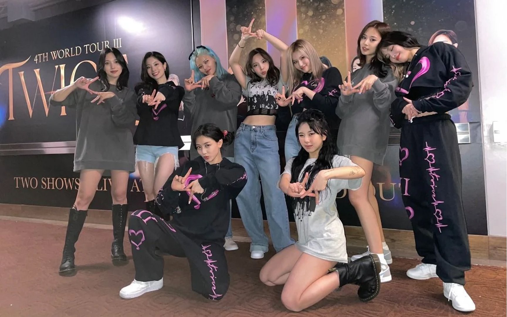 Twice Members Receive Praise For Being Fit And Looking Healthy At Their First Concert In La For Their 4th World Tour Iii Allkpop