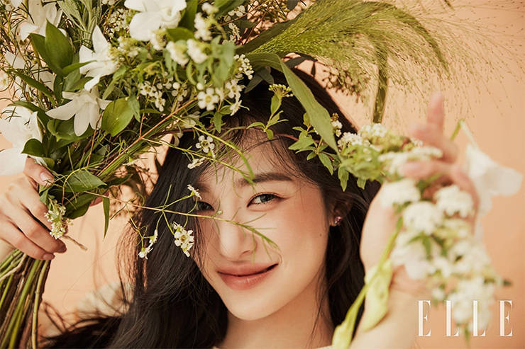 Тиффани (Girls' Generation) в новом весеннем образе для ELLE Korea